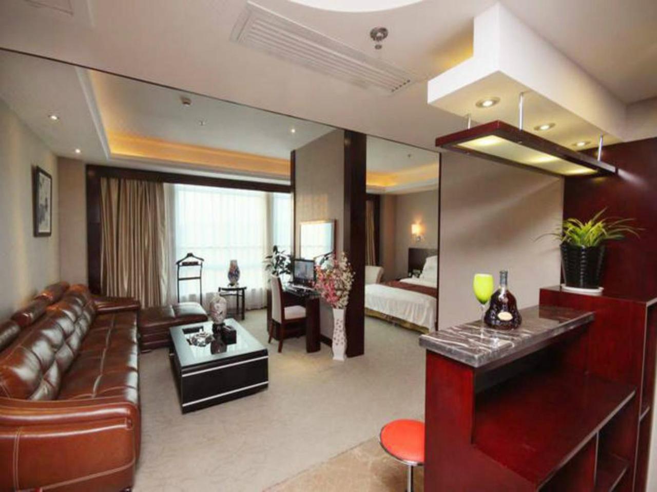 Grand Noble Hotel Цзиндечжен Екстериор снимка